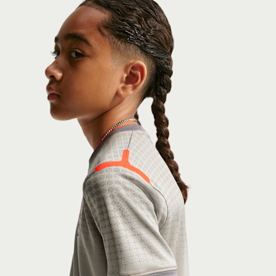 England x Palace Big Kids' Short-Sleeve Soccer Top. Nike.com